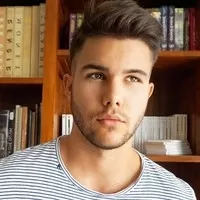 Enzo Ustariz